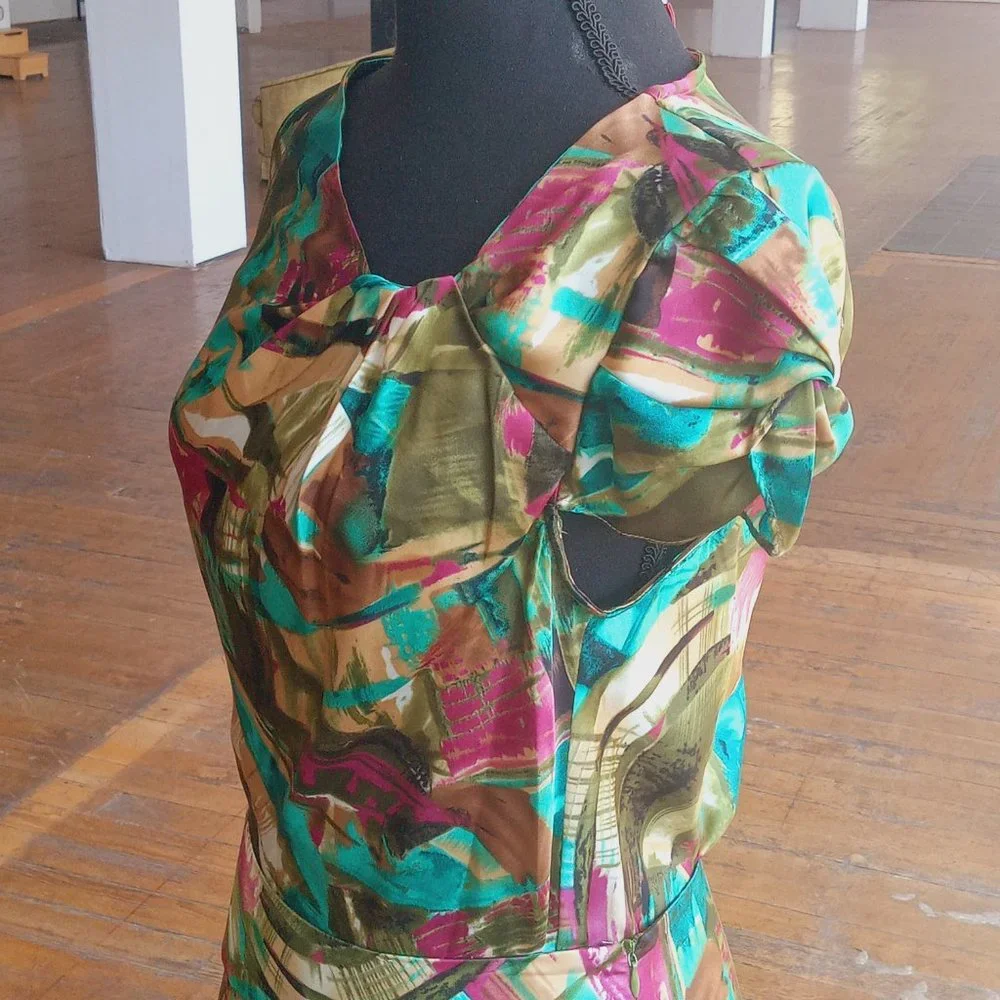Sunny Leigh vivid Abstract Skirt Set